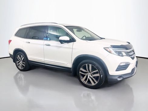 Used 2017 Honda Pilot Touring image 25