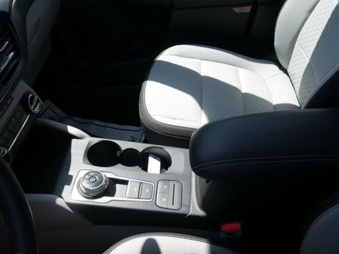 Used 2024 Ford Escape Active AWD/4WD image 23