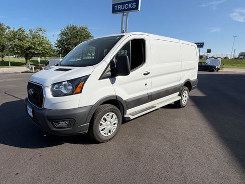 Used 2024 Ford Transit 250 Low Roof w/ Exterior Upgrade Package RWD image 6