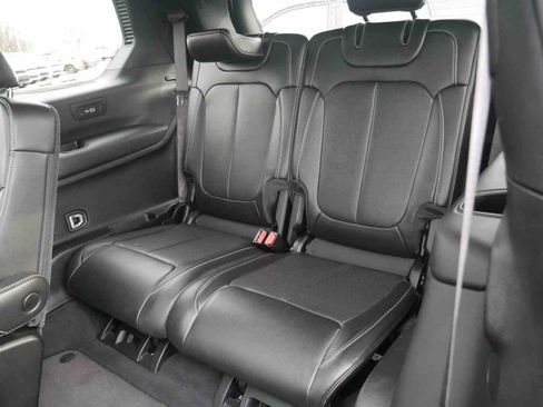 Used 2020 Jeep Grand Cherokee Limited X image 15