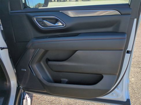 Used 2024 Chevrolet Tahoe RST w/ Sport Performance Package image 29