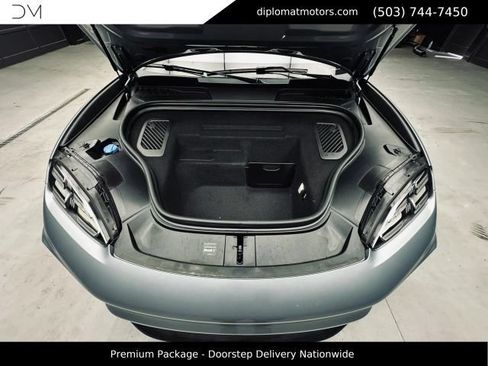 Used 2025 Porsche Macan 4 Electric w/ Premium Package AWD/4WD image 46