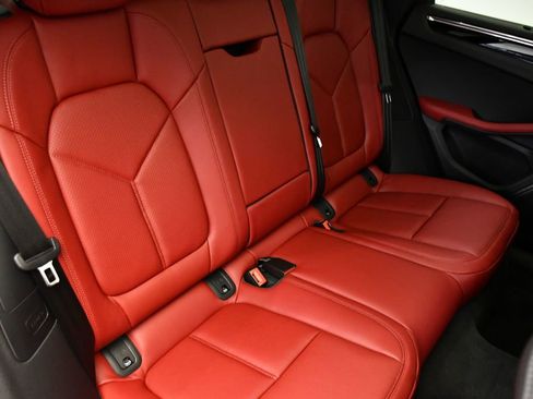 Used 2025 Porsche Macan Turbo image 55