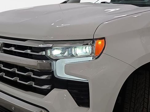 Used 2024 Chevrolet Silverado 1500 LTZ w/ LTZ Premium Package AWD/4WD image 31