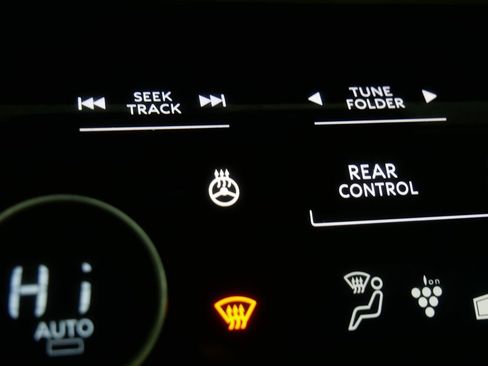 Used 2023 INFINITI QX60 Sensory w/ Cargo Package image 29