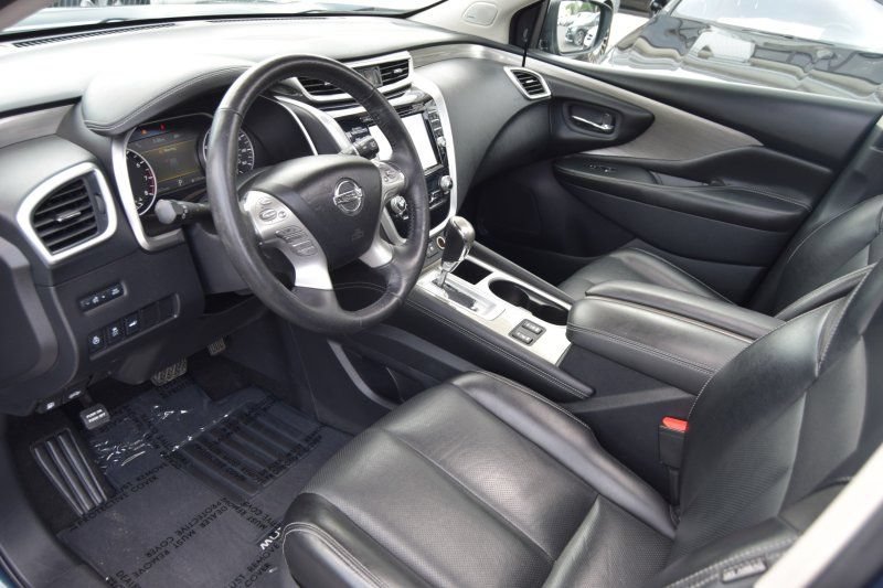 Used 2018 Nissan Murano SL w/ Moonroof Package AWD/4WD image 18