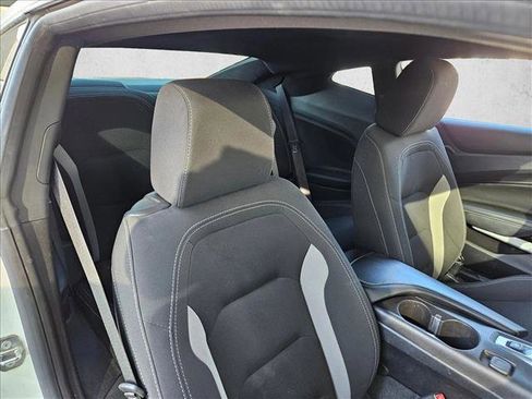 Used 2018 Chevrolet Camaro LT image 21