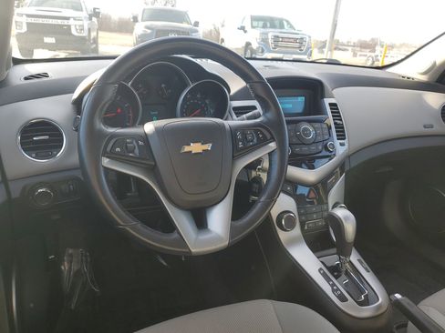 Used 2012 Chevrolet Cruze LT image 19