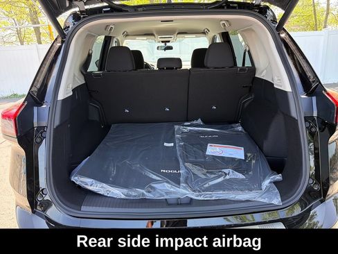 Used 2026 Nissan Rogue SV FWD image 29