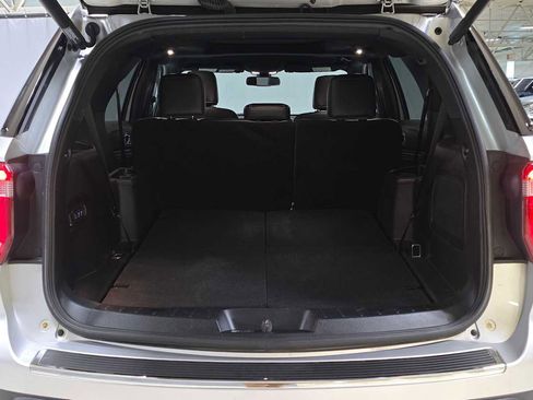 Used 2018 Ford Explorer Limited w/ Equipment Group 301A image 14