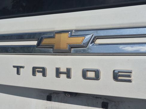Used 2021 Chevrolet Tahoe LT w/ LT Signature Package RWD image 21