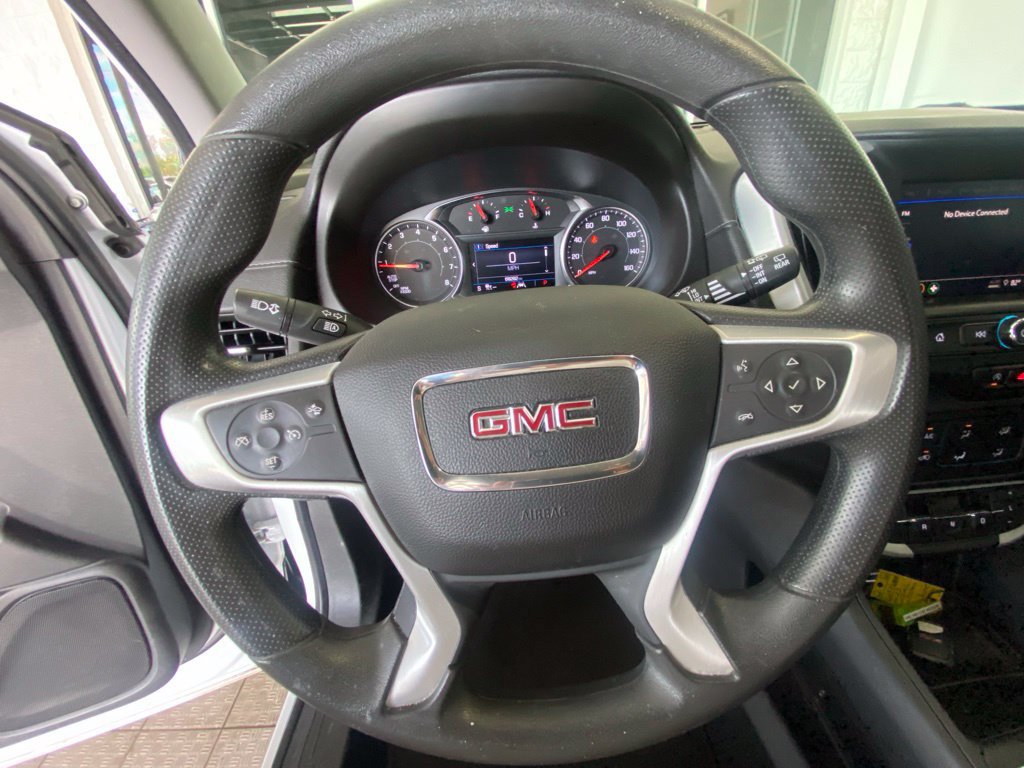 Used 2023 GMC Terrain SLE FWD image 13