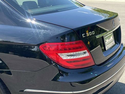 Used 2013 Mercedes-Benz C 300 4MATIC Sedan image 45