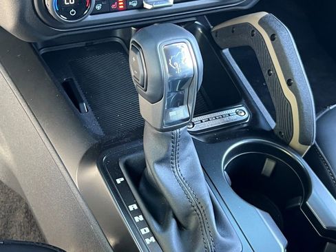 New 2025 Ford Bronco Badlands w/ Sasquatch Package image 19