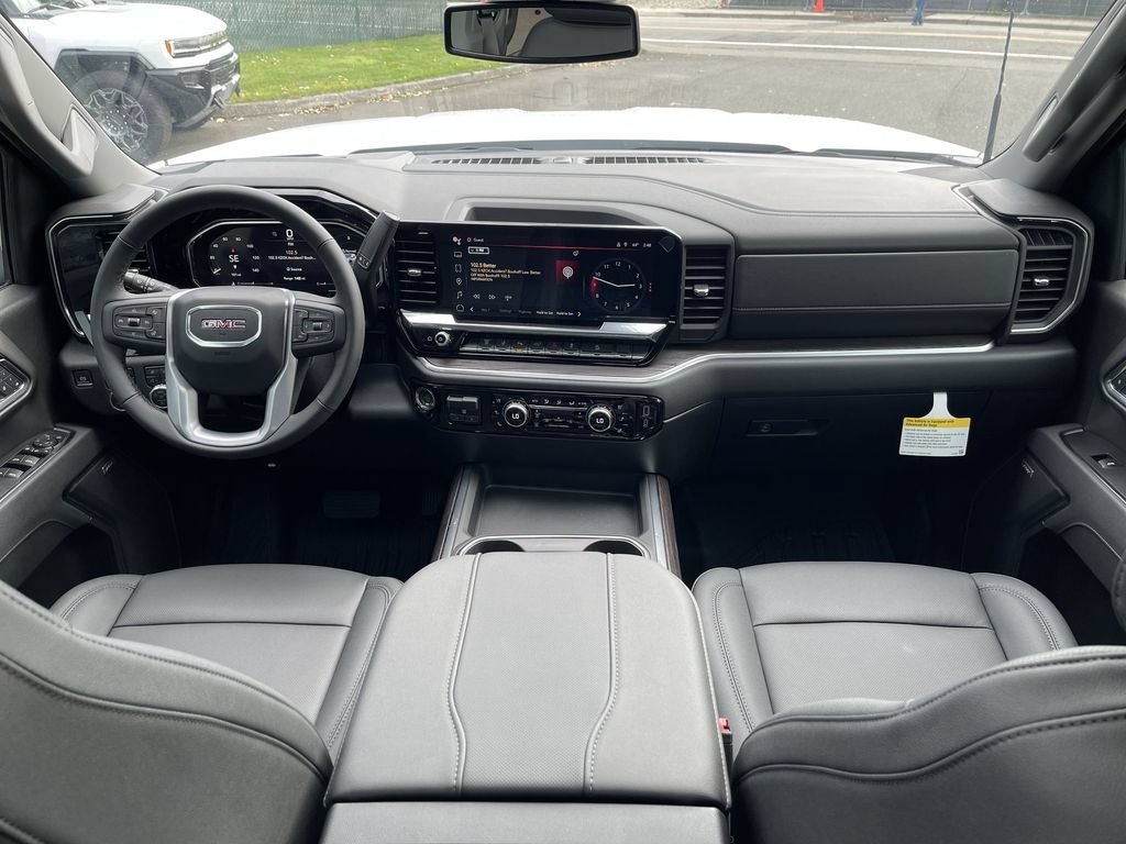 New 2026 GMC Sierra 3500 SLT w/ SLT Premium Package AWD/4WD image 21