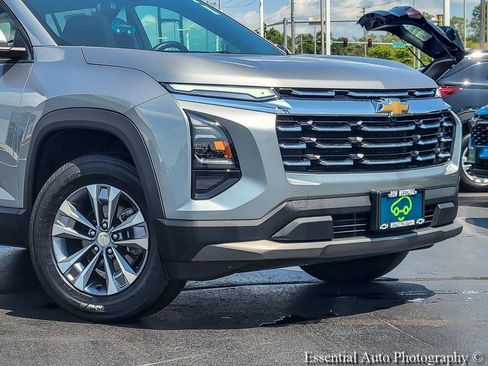 Certified 2025 Chevrolet Equinox LT FWD image 3