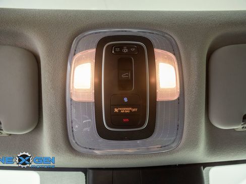 Used 2021 Hyundai Elantra SEL w/ Convenience + Premium Package FWD image 22