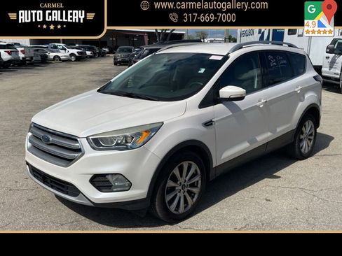 Used 2017 Ford Escape Titanium image 1