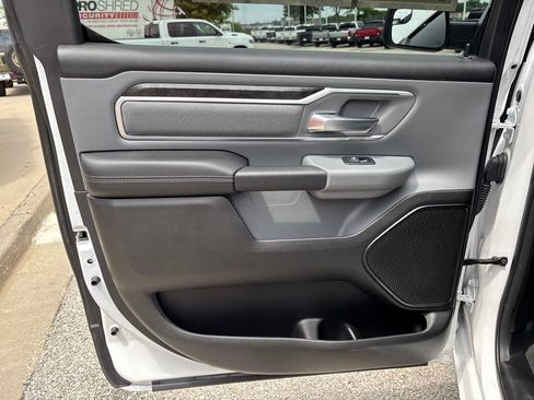 Used 2023 RAM 1500 Big Horn AWD/4WD image 39
