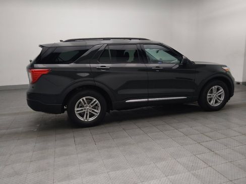 Used 2022 Ford Explorer XLT w/ Equipment Group 202A RWD image 10