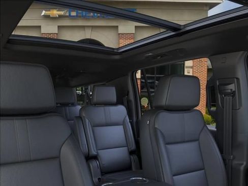 New 2026 Chevrolet Suburban RST AWD/4WD image 24