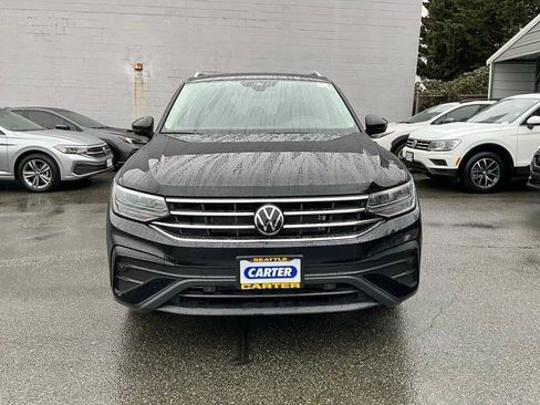 Used 2022 Volkswagen Tiguan SE image 3