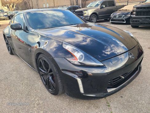 Used 2018 Nissan 370Z Coupe image 1