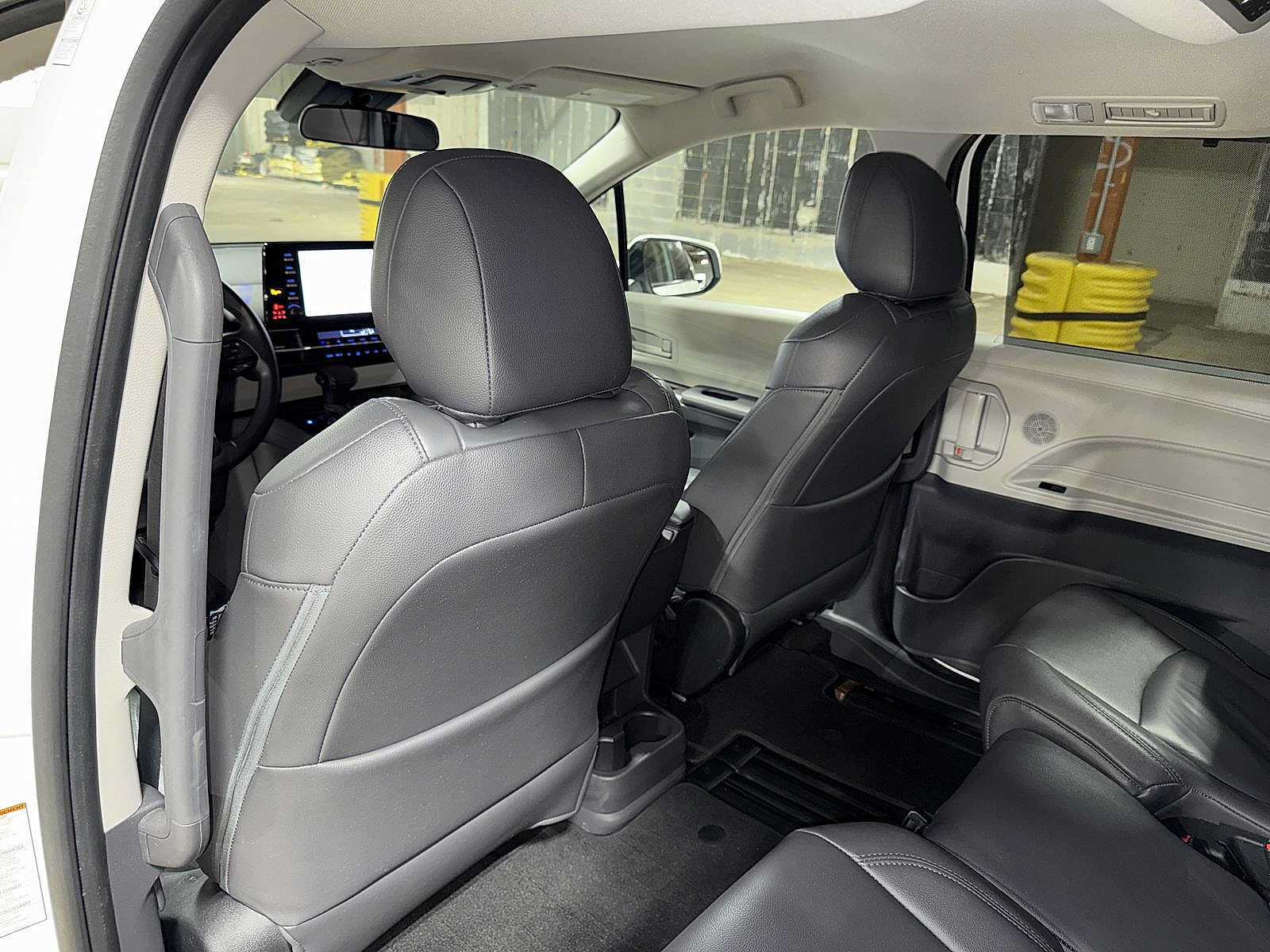Certified 2022 Toyota Sienna LE FWD image 28