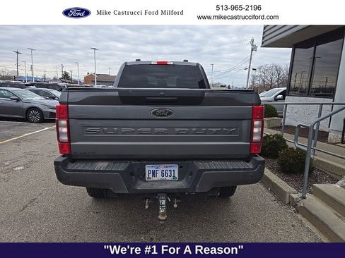 Used 2022 Ford F250 XLT w/ Black Appearance Package image 5