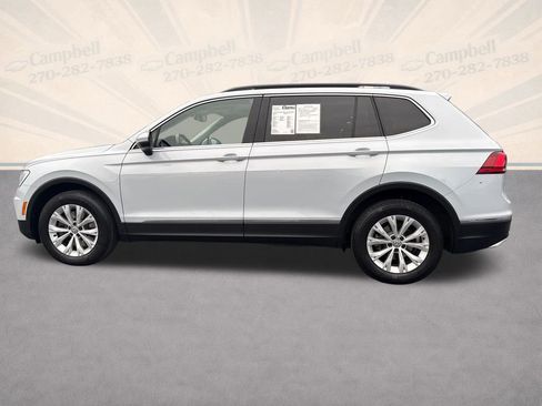 Used 2018 Volkswagen Tiguan SE image 2