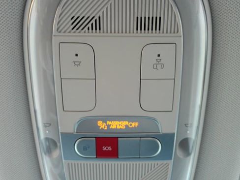 Used 2022 Hyundai Ioniq 5 SE image 53