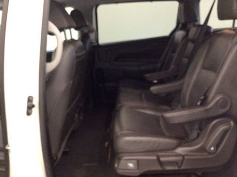 Used 2018 Honda Odyssey EX-L image 13