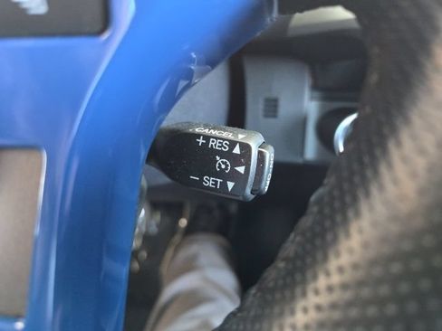 Used 2017 Toyota Tacoma TRD Sport AWD/4WD image 62