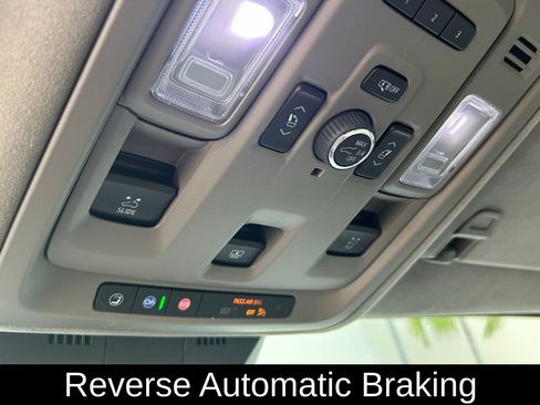 Used 2024 Cadillac Escalade Premium Luxury Platinum image 28