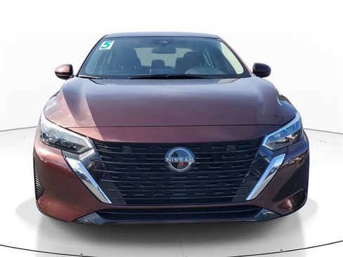 Used 2025 Nissan Sentra SV image 2