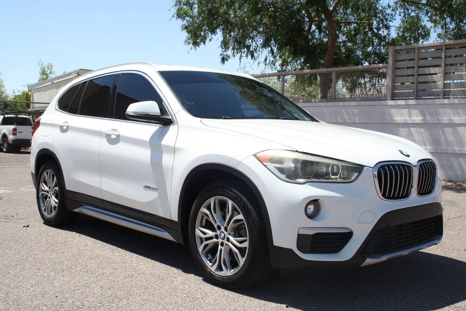 Used 2016 BMW X1 xDrive28i AWD/4WD image 2