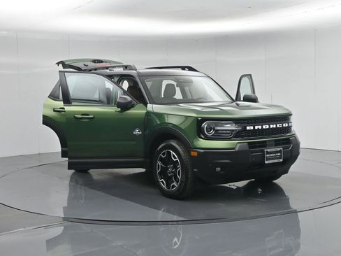 Certified 2025 Ford Bronco Sport Outer Banks w/ Outer Banks Tech Package+ image 37