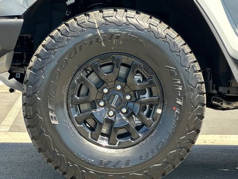 New 2026 Ford Bronco Raptor AWD/4WD image 25