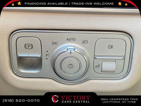 Used 2020 Mercedes-Benz GLE 350 4MATIC w/ Premium Package image 33