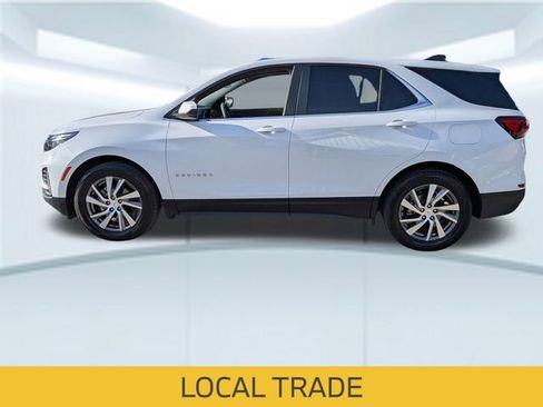Used 2022 Chevrolet Equinox LT image 2