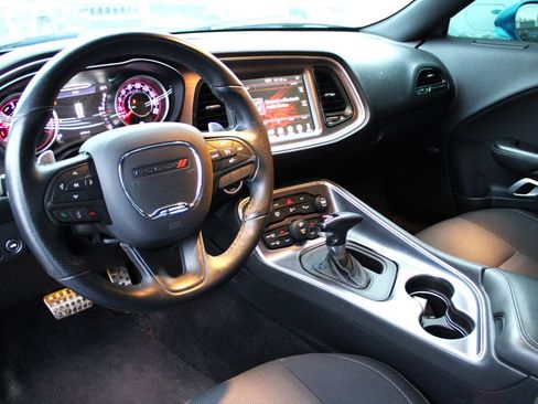 Used 2016 Dodge Challenger R/T Scat Pack image 3