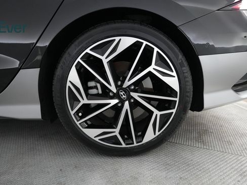 Used 2024 Hyundai Ioniq 6 Limited RWD image 9