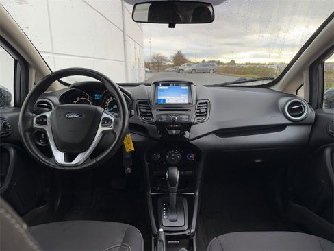 Used 2016 Ford Fiesta SE w/ Equipment Group 201A image 12