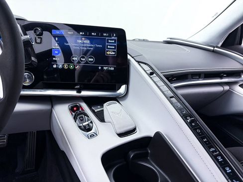 Used 2020 Chevrolet Corvette Stingray Premium Cpe w/ 3LT Preferred Equipment Group RWD image 9