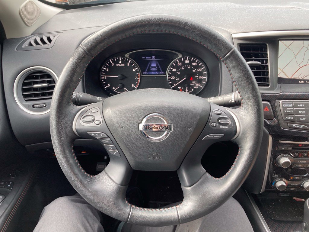 Used 2020 Nissan Pathfinder SL AWD/4WD image 15