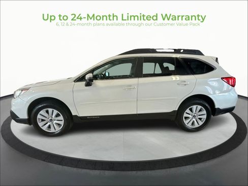 Used 2017 Subaru Outback 2.5i Premium AWD/4WD image 4