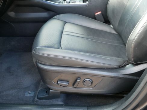 Certified 2025 Kia Sorento S AWD/4WD image 20