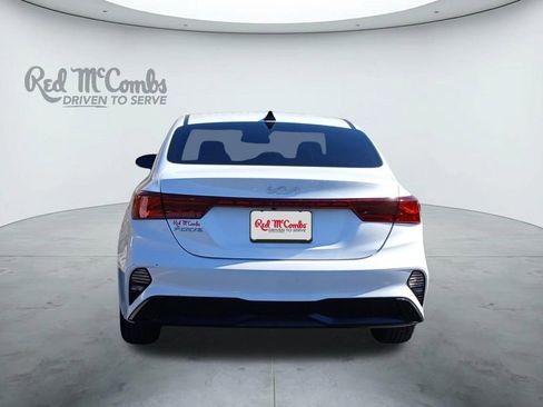 Used 2024 Kia Forte LXS w/ LXS Technology Package FWD image 4