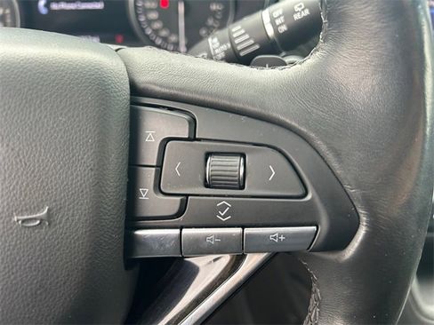 Used 2020 Cadillac XT6 Premium Luxury image 35