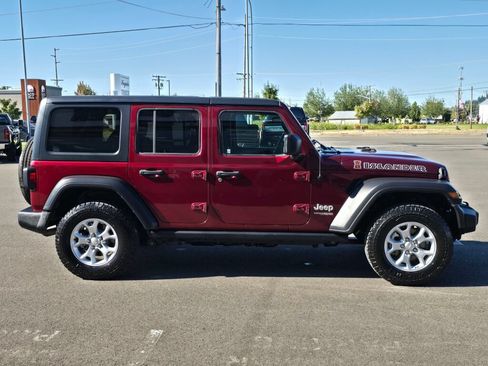 Used 2021 Jeep Wrangler Unlimited Sport AWD/4WD image 5